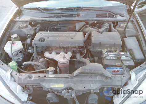 2005 Toyota Camry Le from USA, damaged, VIN 4T1BE32K25U025004